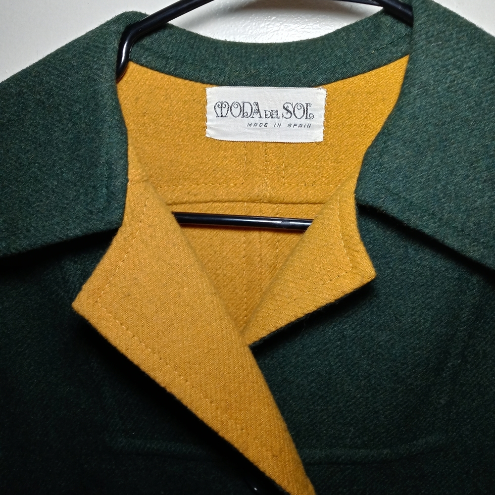 Vintage Women's Moda del Sol wool coat size Large